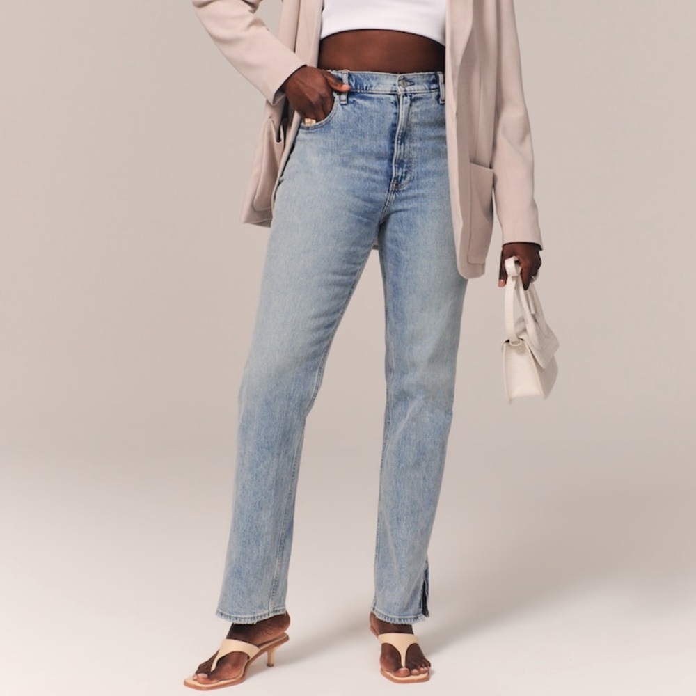 a&f slit curve love 90s jeans